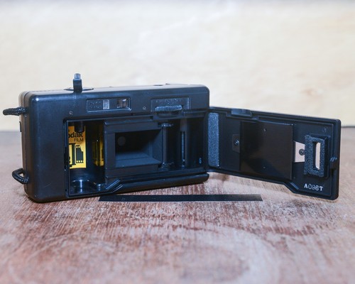 Kodak 35mm Compact Rangefinder Vintage Film Camera VR35 K4a - TESTED AUS - Picture 7 of 9