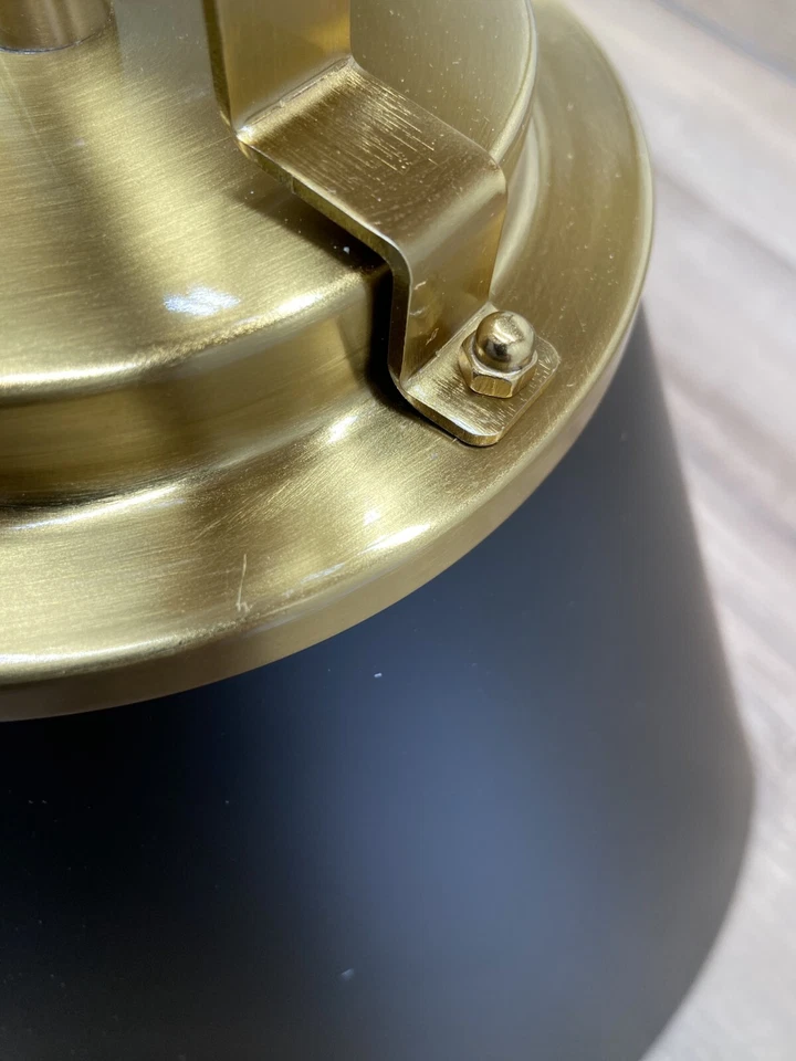 Colgante Sonus negro mate con latón envejecido Dainolite Lighting SNS-141P-MB-AGB LEER Foto 3 de 4