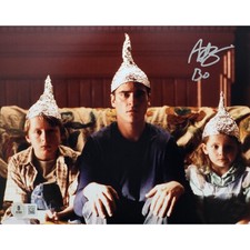 Abigail Breslin Signed Photo #8 (8x10) w/ Character Name