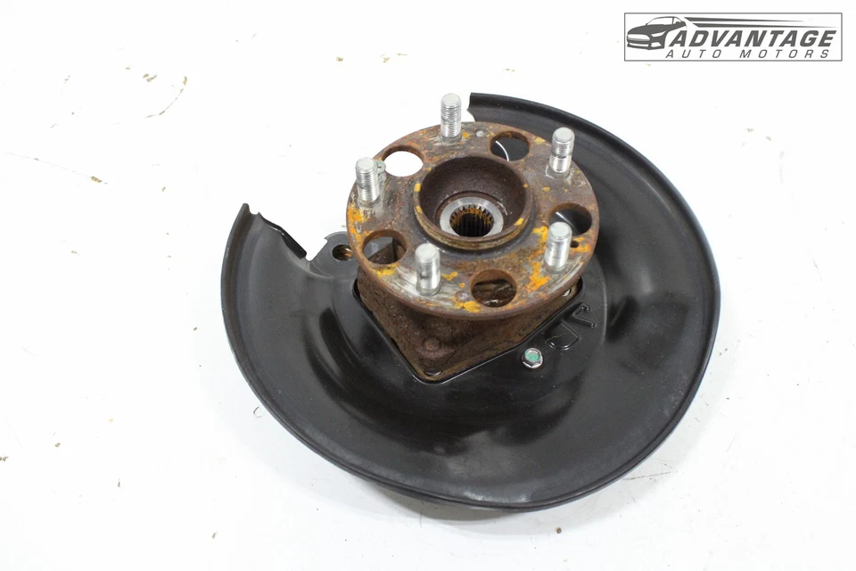 2016-2022 HONDA HR-V AWD REAR LEFT SIDE SPINDLE KNUCKLE & WHEEL HUB OEM - Image 3 of 4