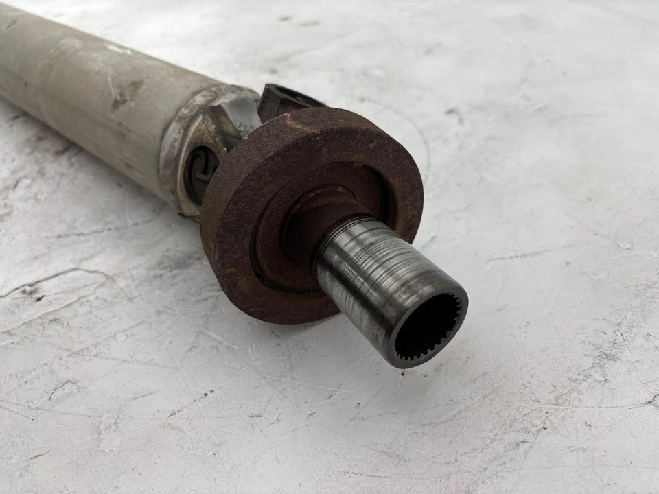 Chevrolet Corvette 1984-1996 eje de transmisión trasero OEM Foto 4 de 4