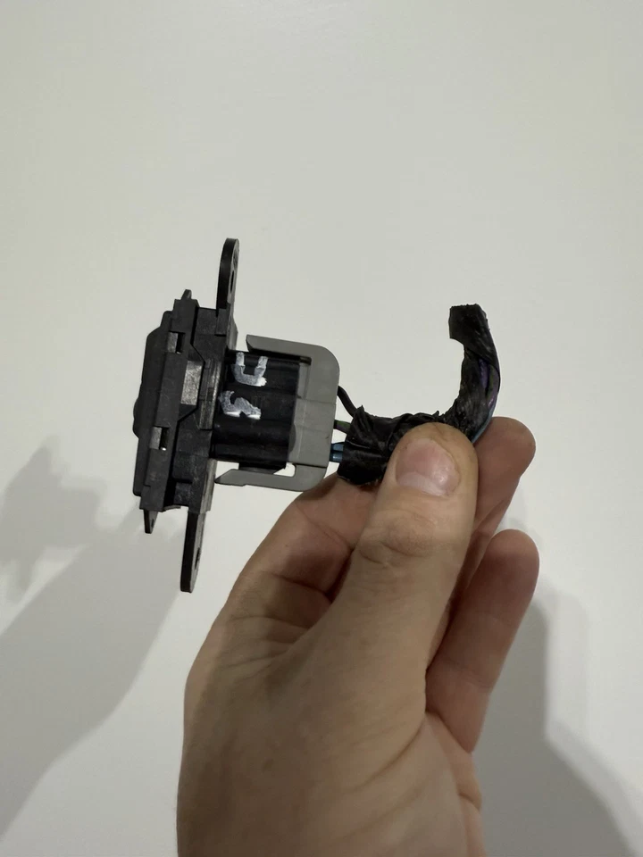 Оригинальный заводской выключатель заднего стекла 1992-1996 Ford Bronco F2TB-14A551-AA - Изображение 4 из 4