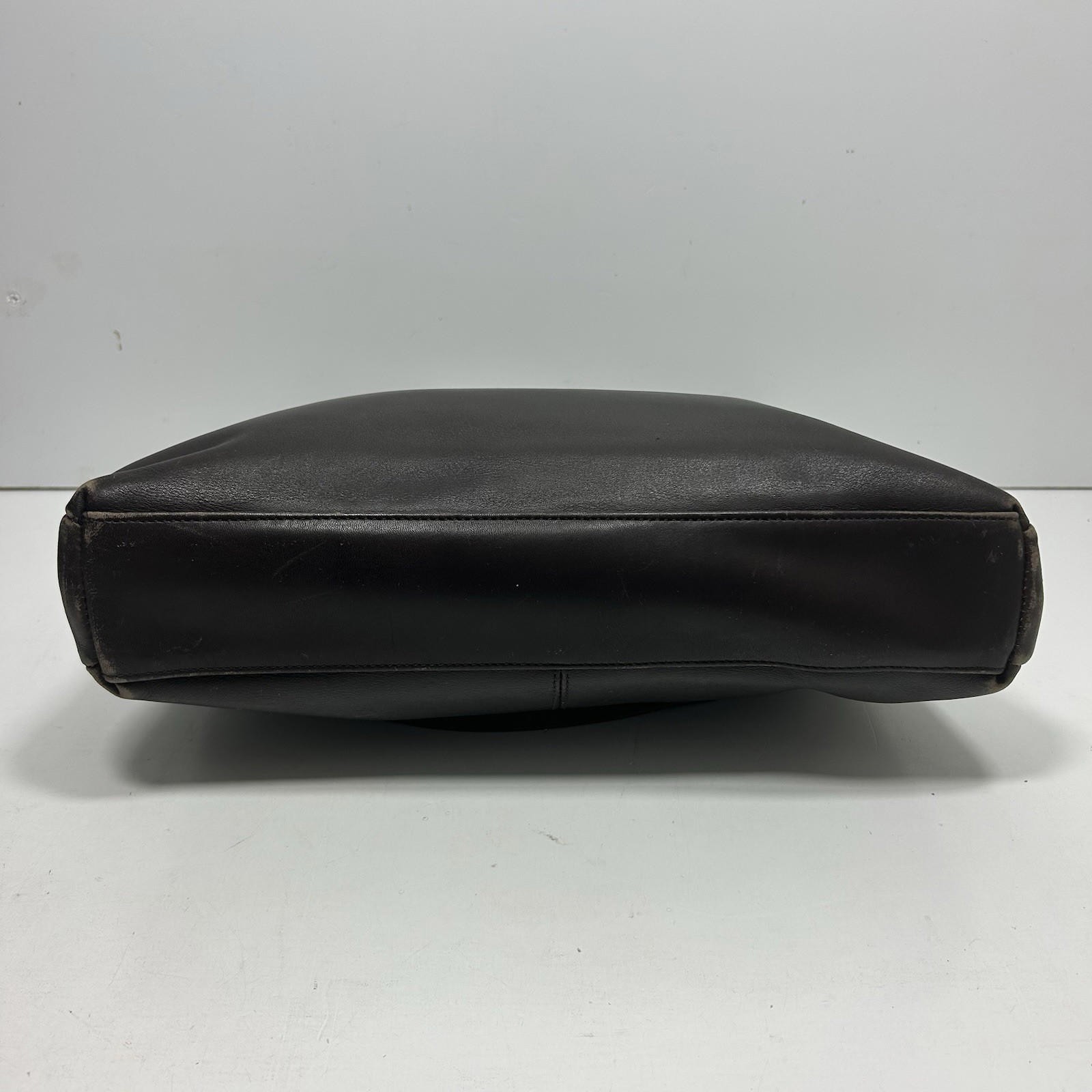 Guess Vintage Leather Handbag Brown - image 4