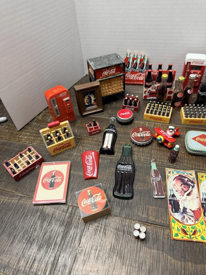 Coca-Cola Collectibles Bundle – minis, bottles, magnets, bear, trays, tins, more - Image 4 of 4