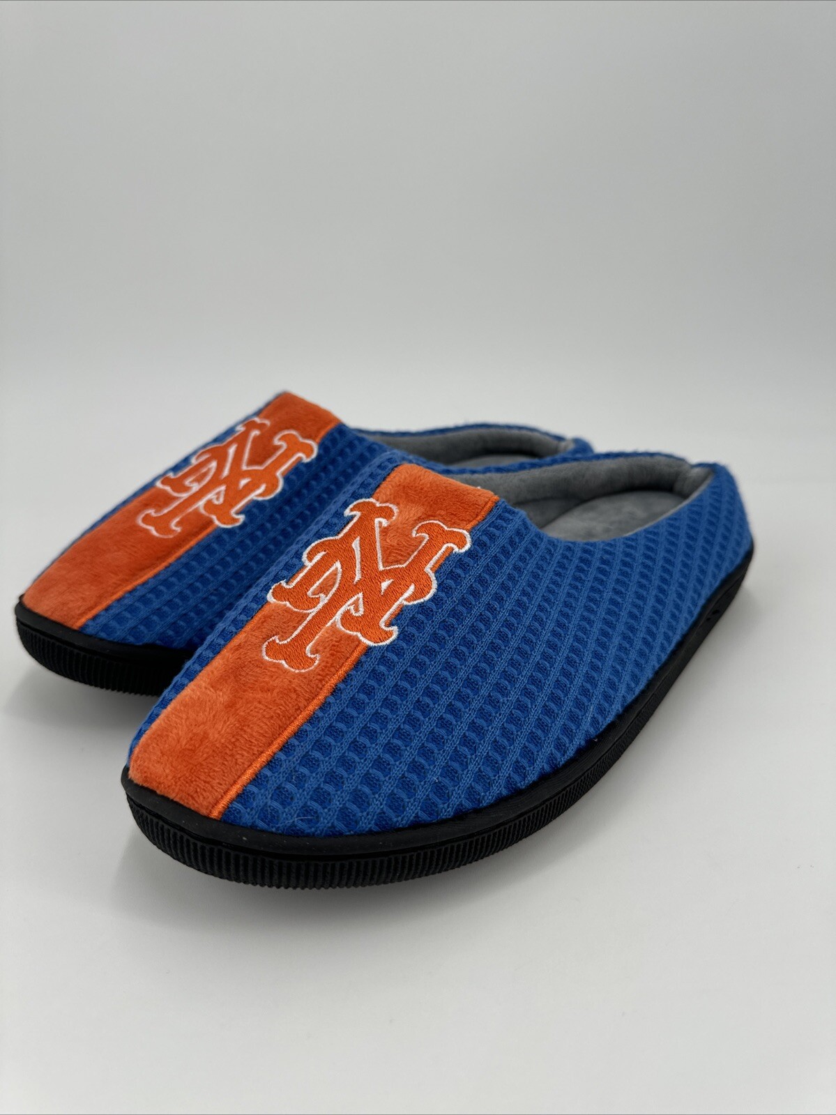 SAOLA Pantofole MLB New York Mets in rete suola ondulata taglia S 7 8 di FOCO nuove senza etichette