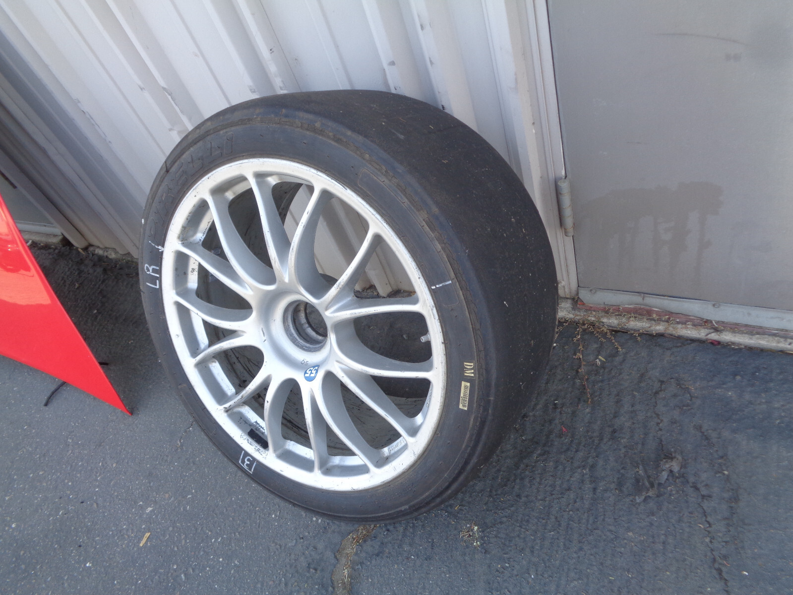 Ferrari 430 Challenge - Rear Wheel 10.5x19 (USED) P/N 221734