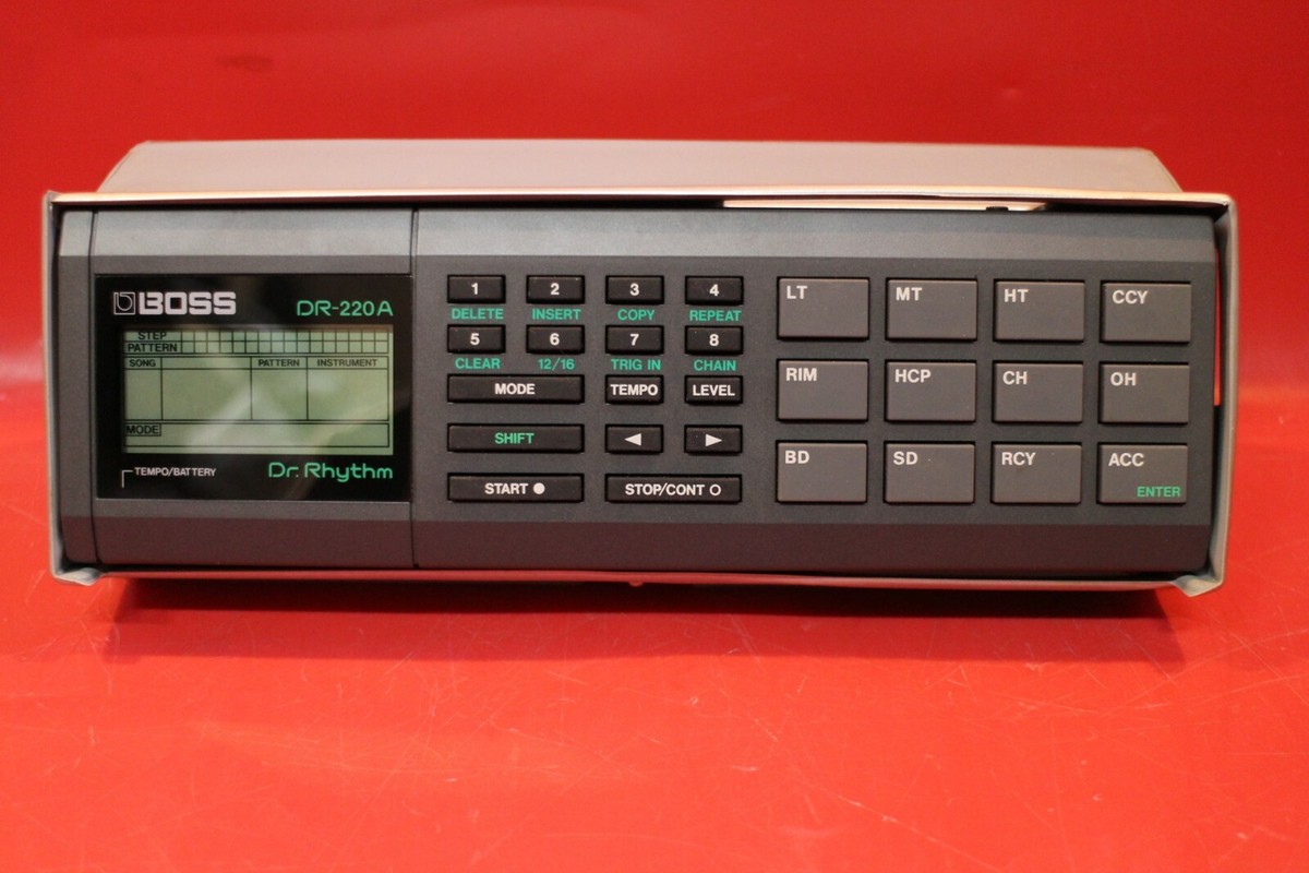 USED BOSS DR-220 DR 220 Dr.Rhythm Drum Machine Sequencer U1323