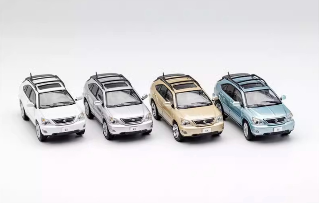 Lexus RX300 SUV Sports Surfboard Model Diecast Metal Car 1:64 Scale