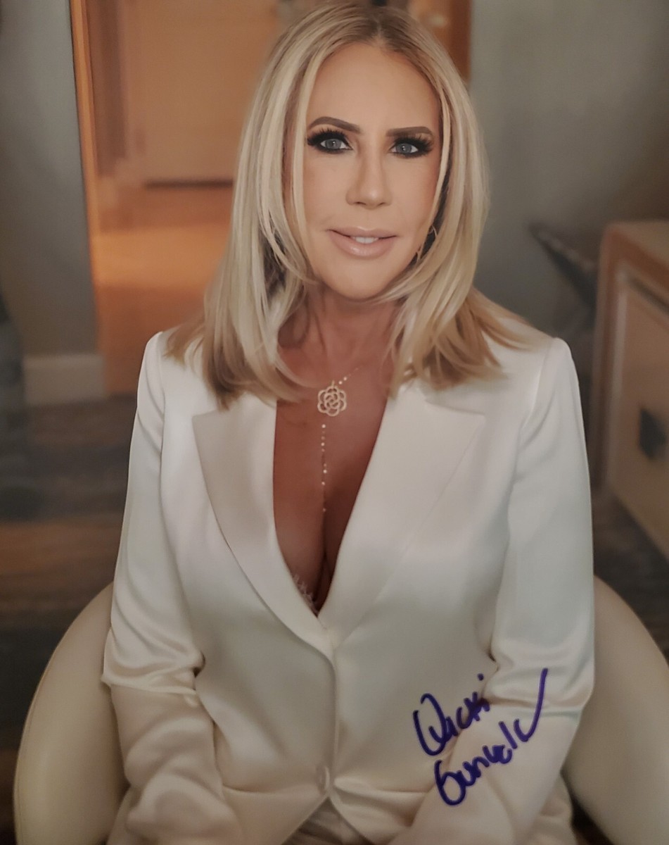 Vicki Gunvalson The Real Housewives of Orange County Signed 8X10