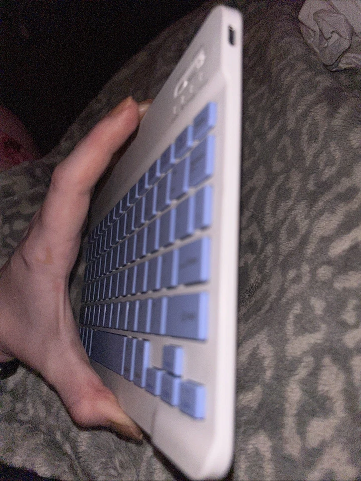 Ajazz AK820PRO Mechanical Keyboard Screen and NOB Tri Mode, Purple/White - Image 3 of 3