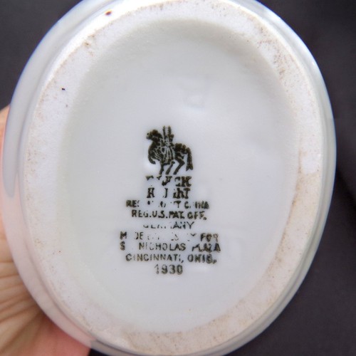 Jarra de crema St. Nicholas Plaza Hotel 1930 Hutschenreuther Restaurant Ware - Imagen 2 de 4