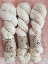 Beehive Yarns luxury hand dyed Yarn 'Crema' 4ply Merino/Cashmere/Nylon