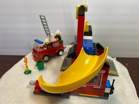 LEGO Juniors City: Fire Emergency (10671) 99% Complete w Manual (2 pc missing)