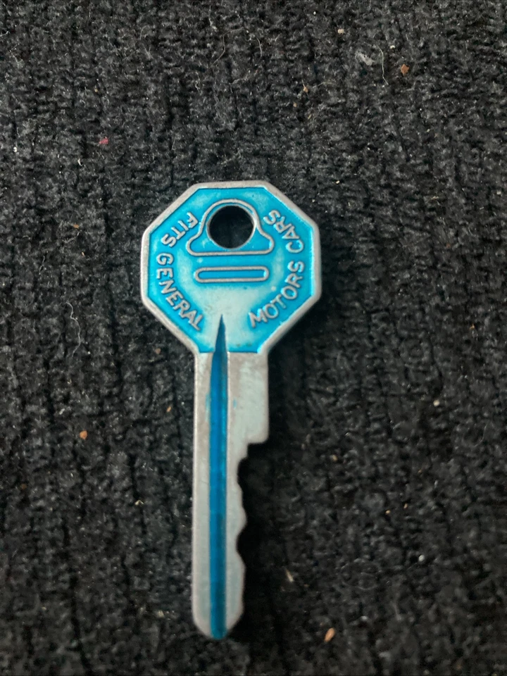 VINTAGE Blue CURTIS IND. B-10 EASTLAKE.O KEY FITS GENERAL MOTORS CARS - Image 4 of 4