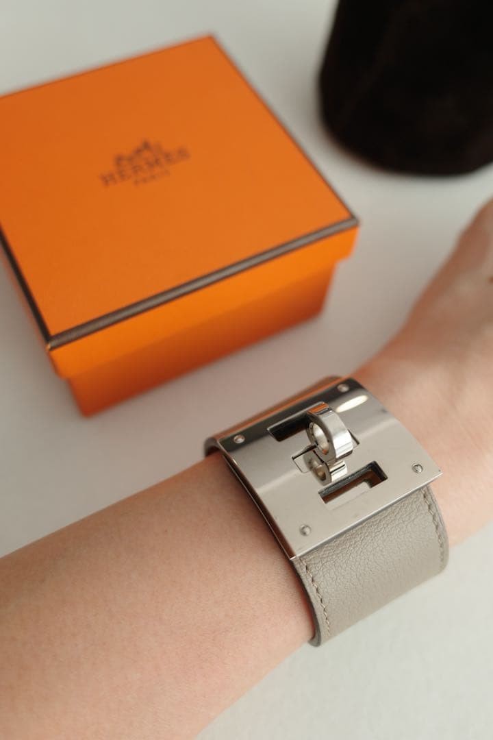 HERMES Kelly Dog Leather Bangle Gray T1 Silver Hardware Women's Pre-owned thumbnail 6