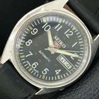 Vintage Seiko Seiko 5 Automatic Japan Made  Arabic/English Day Wheel  Black Dial