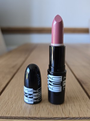 Brandneu MAC Graphic Garden Collection SPICEFLOWER verstärkter Creme Lippenstift 3g