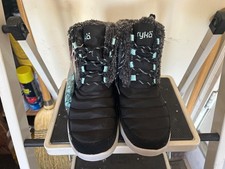 Ryka Addison size 7.5 W Black Quilted Boots w...