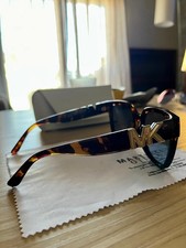 occhiali da sole MICHAEL KORS 2170U metà blu metà leopardati
