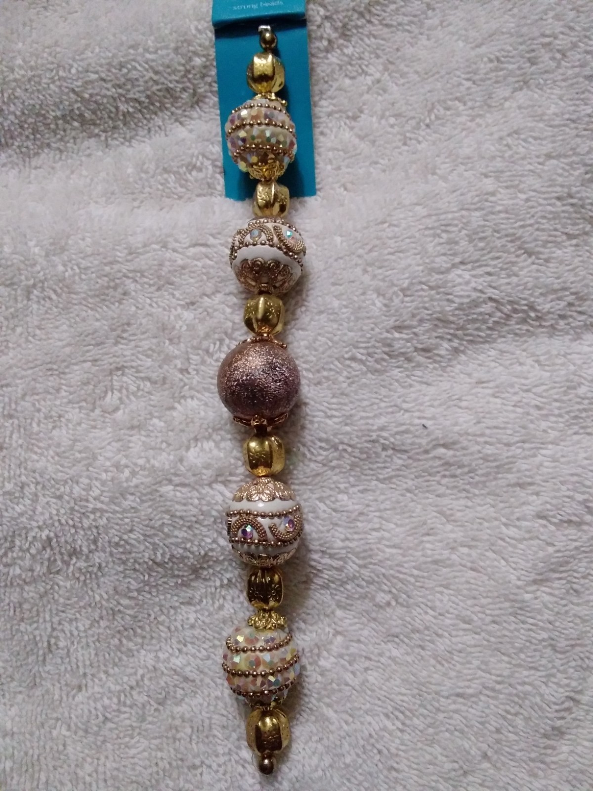 Hildie & Jo 3 Set Of Strung Beads 7" NWT Red/Gold & White/Gold 2017/2018 