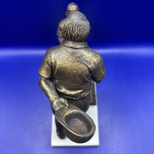 2019 St. Louis Cardinals Peoria Chiefs 7" x 7" x 3" SGA Pete Vonachen Statue - Bild 17 von 20