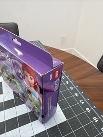 LEGO FRIENDS: Mia's Puppy House (3934) Box slightly Damaged. New In Box!