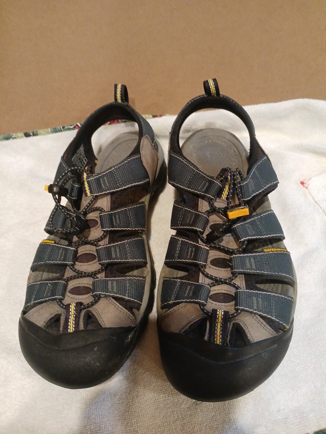 Sandali da trekking KEEN Newport impermeabili grigio blu taglia 11 5