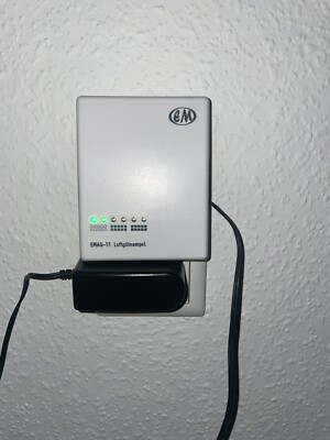 Luftqualitätsmonitor mit Logger Funktion / CO2-Ampel / CO2-Messer - EMAQ-32