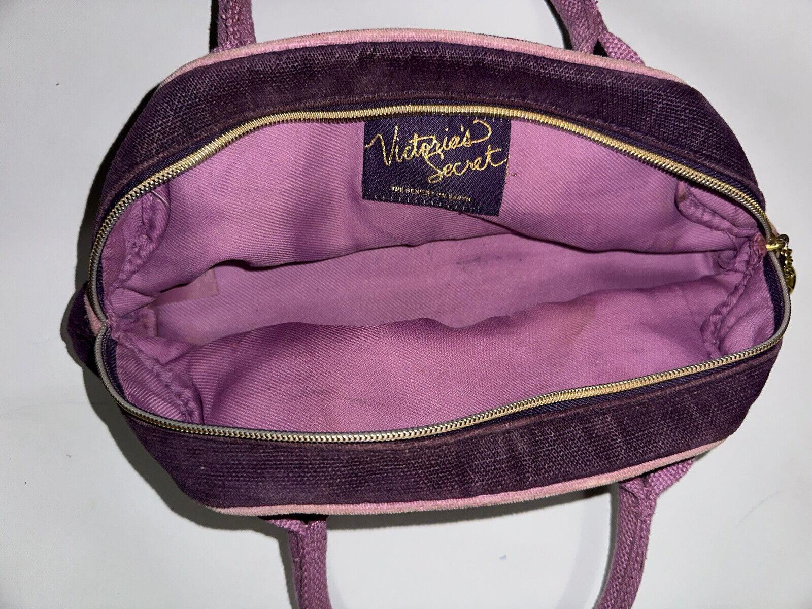 Women's Victoria's Secret Purple Velvet & Gold Heart Purse  Small Handbag Zip Up