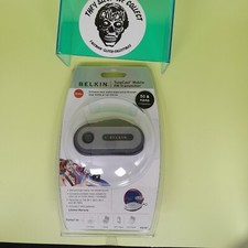 Belkin Tunecast Mobile FM Transmitter, F8V367, Audio Wireless Connector, NEW