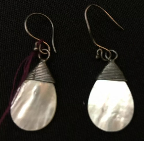 Sterling Dangle Earring Mother of Pearl Mother Of Pearl NEW Tags - Picture 2 of 4