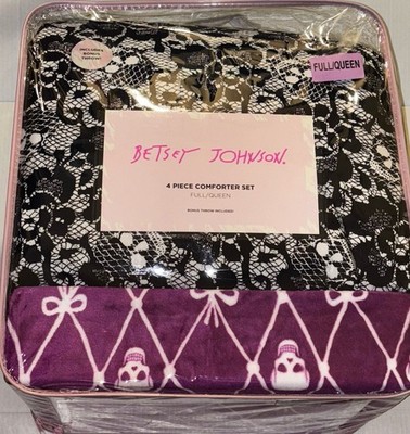 Betsey Johnson Lovely Lace Skulls Full Queen 4 piece Comforter Set Skulls Throw