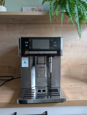 De'Longhi PrimaDonna ESAM 6900.M Kaffeevollautomat