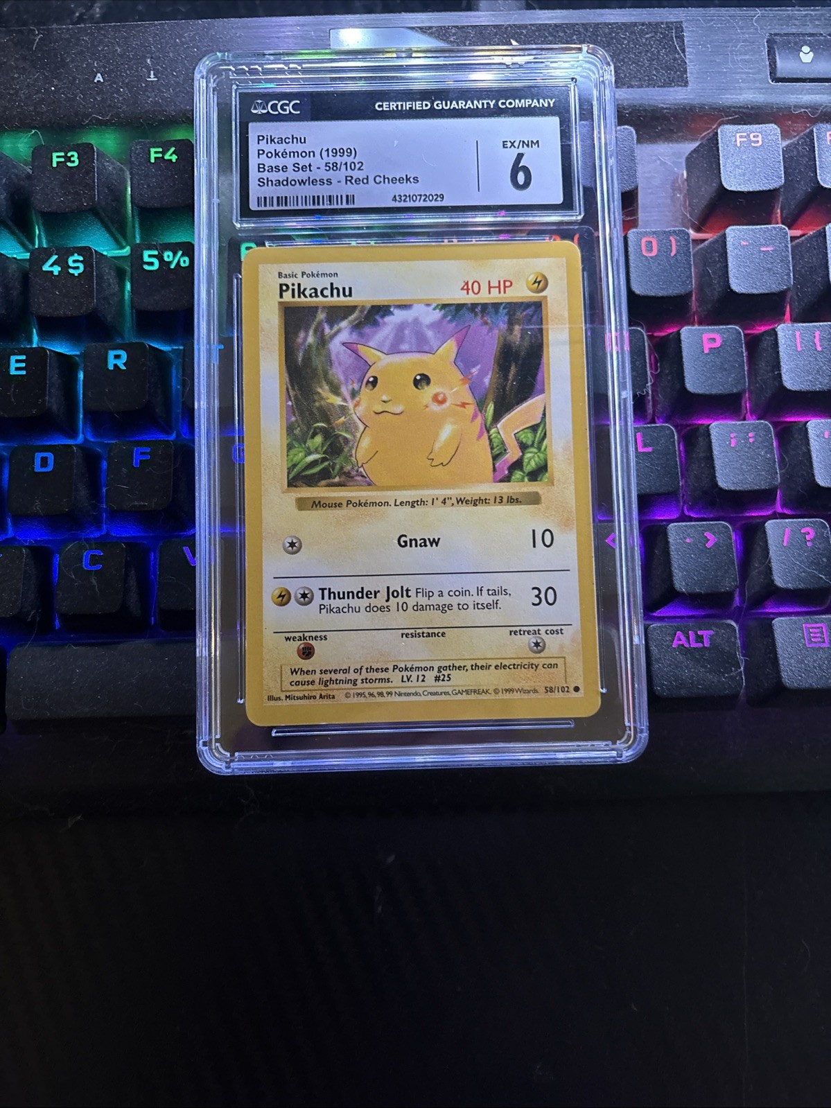 Pikachu Shadowless Red Cheeks NM Mint 1999 Base Set 58/102 Pokemon Card