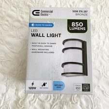 Commercial Electric LED WALL LIGHT BRONZE 850 Lumens 1008-376-297 Sensor NEW