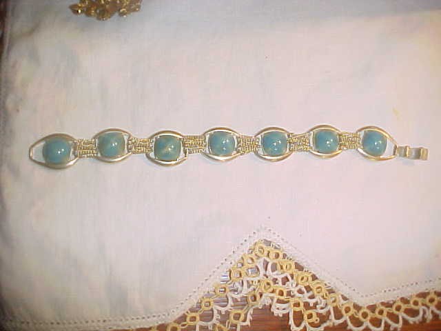 Fossil Gold Tone Turquoise Ceramic Stone Bracelet Vintage