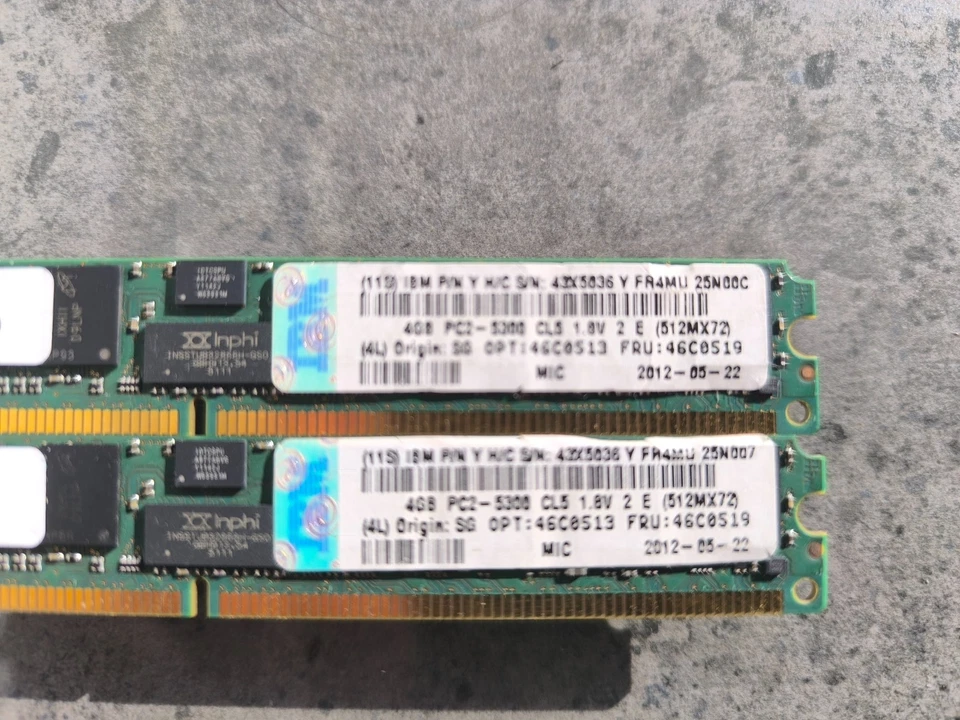 SERVER 4GBx2 IBM 46C0519 DDR2-667 PC2-5300P ECC Reg RAM MT36HVS51272PZ-667H1 - Image 3 of 4