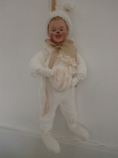 Hasenjunge mit Porzellankopf Wattefigur