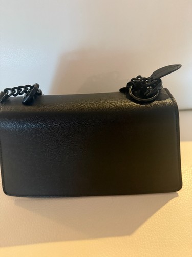 NUEVO CON ETIQUETAS BOLSO BANDOLERA STEVE MADDEN BJONNA NEGRO CON LLAVERO CEREZAS NEGRAS - Imagen 5 de 6