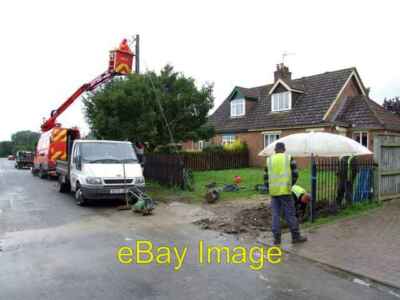 Foto 6x4 Männer bei der Arbeit in Old Bolingbroke Overhead und Suburface Power ca c2007
