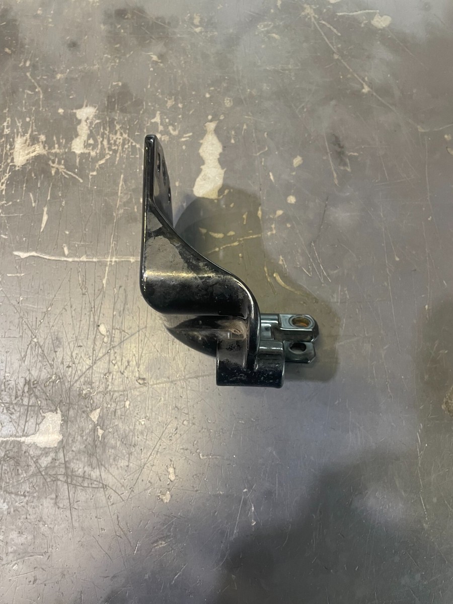 HARLEY-DAVIDSON BRACKET, SHIFTER & FOOTREST 33683-90A | eBay
