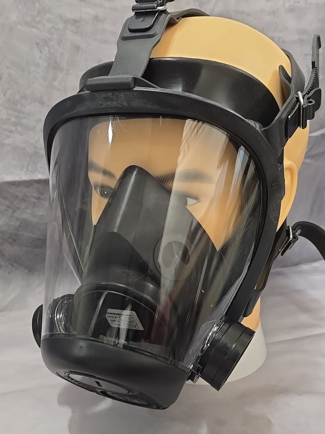 Survivair Opti-Fit Gas Mask 7730 w/ Filter & 5.11 Carry Bag