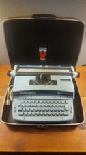 Excellent Working Corona Baby-Blue Coronet Super 12 Electric Typewriter + Case thumbnail
