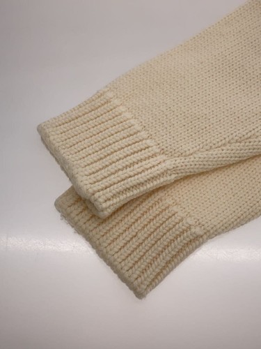 FENDI Knit & Sweater (Thick) 48 WOOL WHT FZZ387 Used - Picture 6 of 6