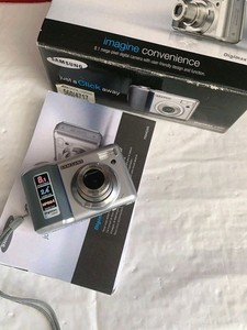 Vintage Samsung Digimax S800 8.1MP Digital Camera Bundle - Boxed TESTED WORKING