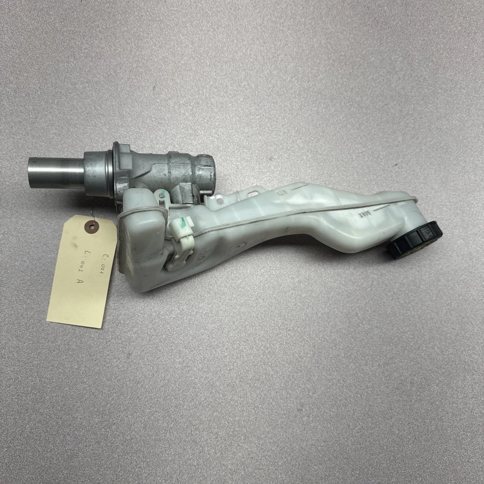 2019-2024 FORD EDGE BRAKE MASTER CYLINDER W/RESERVOIR TANK OEM GCV9A2K478 - Image 4 of 4