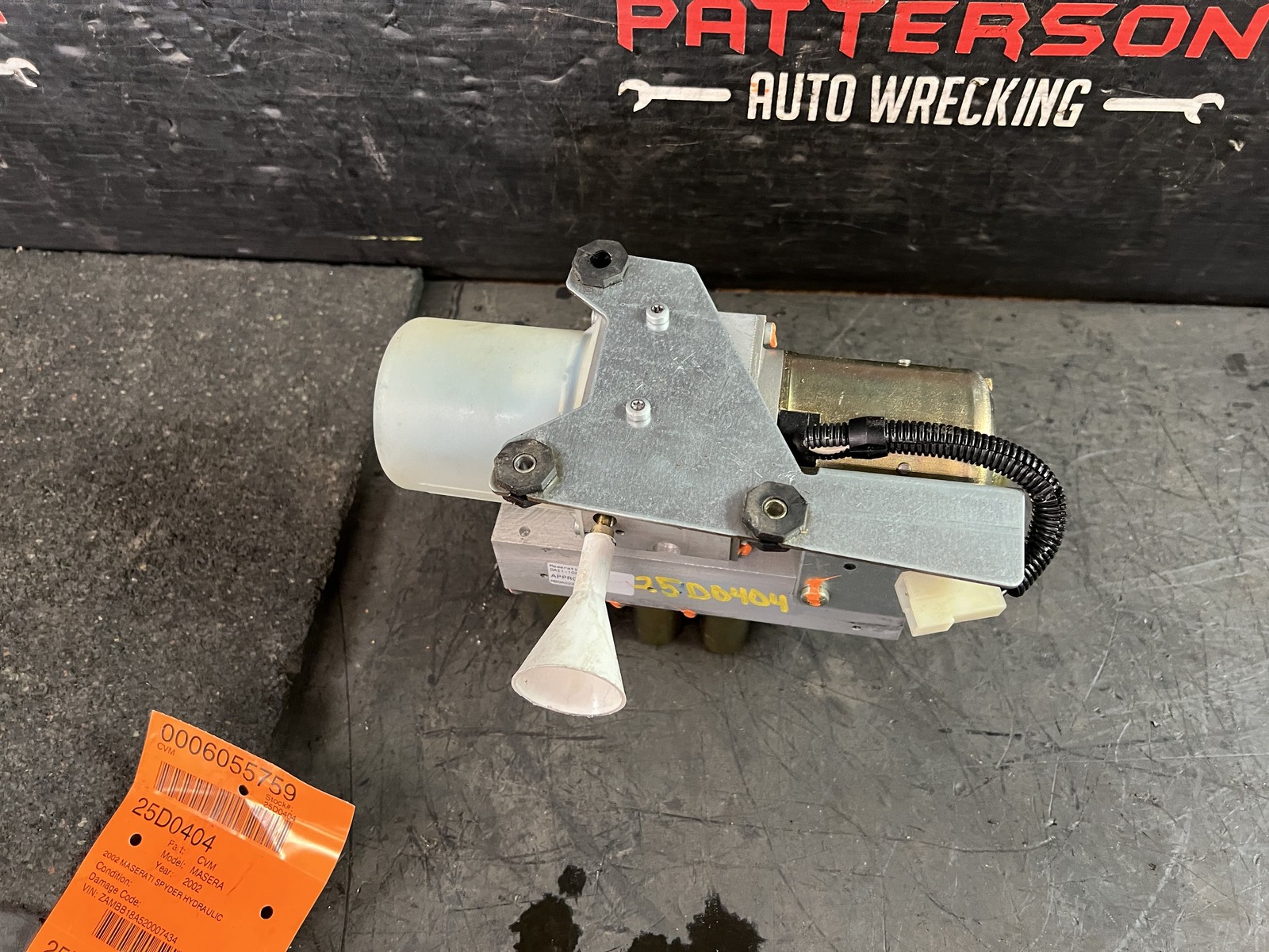 2002 MASERATI SPYDER HYDRAULIC CONVERTIBLE LIFT PUMP ID DAI1-102268