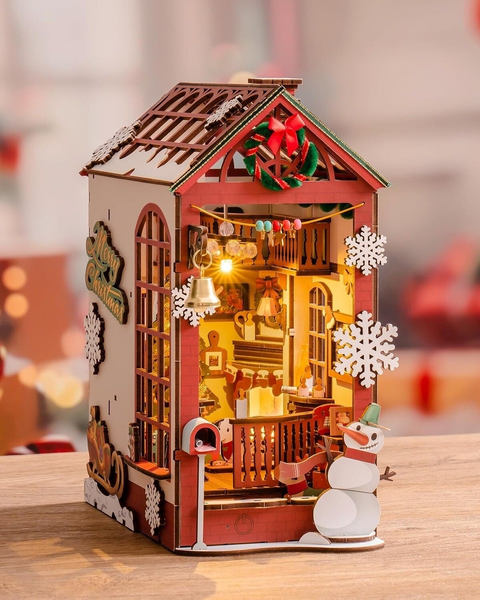 Rolife DIY Christmas Book Nook Kit Dollhouse Library Bookshelf Decoration  Gifts | eBay