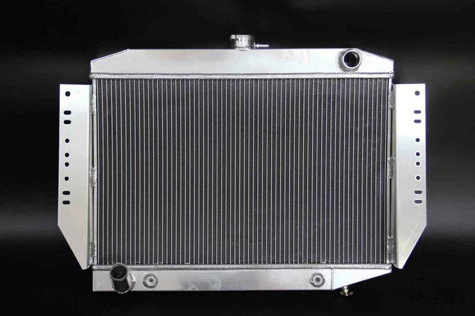 3 Row Radiator Fits 72-88 Jeep Cherokee /Grand Wagoneer J-SERIES J10 J20 5.9L V8 - Image 3 of 4