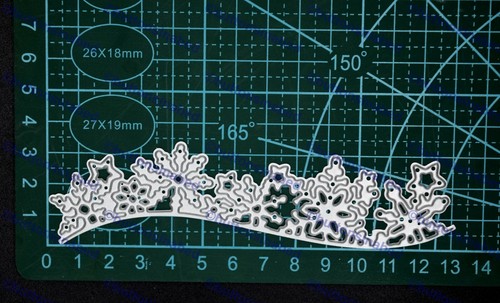 Snowflakes Border Metal Cutting Die, Card Making, Scrapbooking **UK SELLER* F3 - Picture 6 of 6